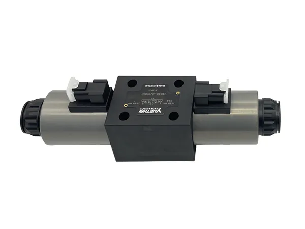 Solenoid Directional Valve (3 Position 4 Way)